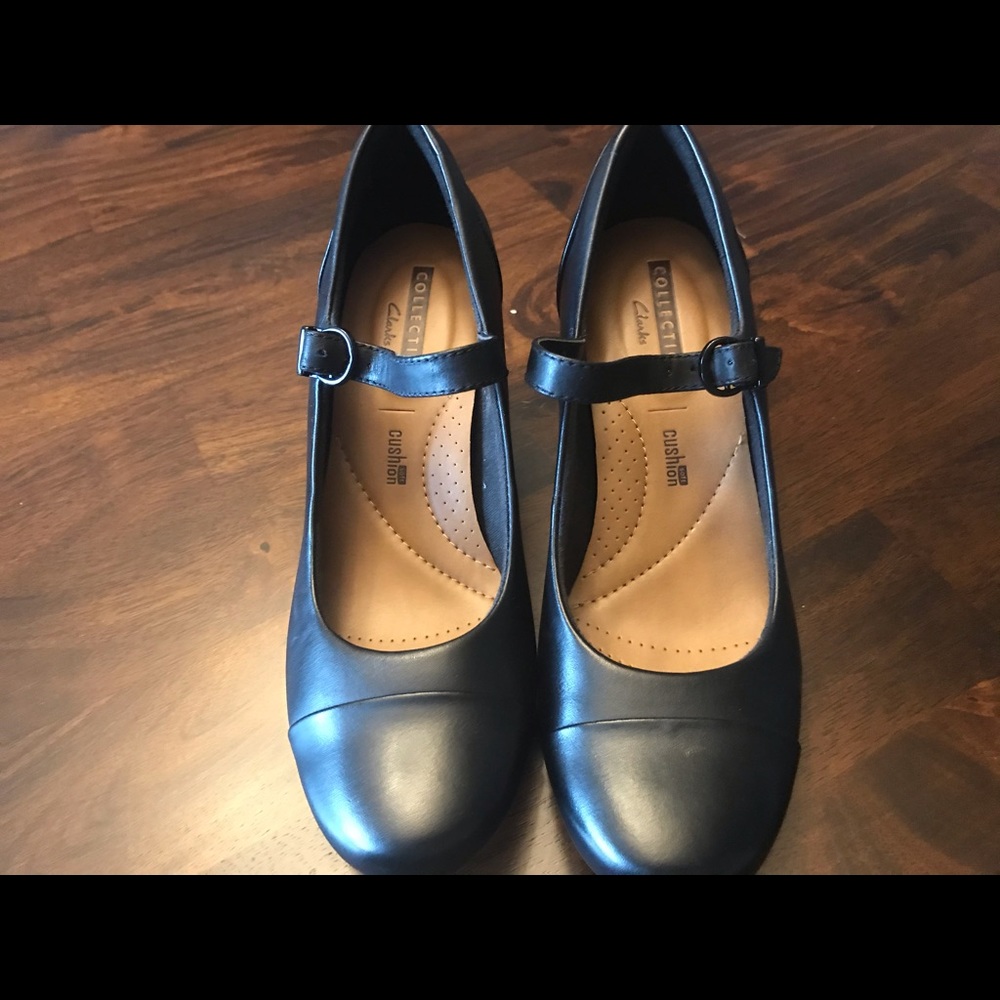 CLARK - Brand new shoes 6 1/2 with box